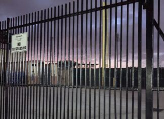 How can MLB lockout be terminated?  Baseball insiders weigh potential compromises How can MLB lockout be terminated? Baseball insiders weigh potential compromises