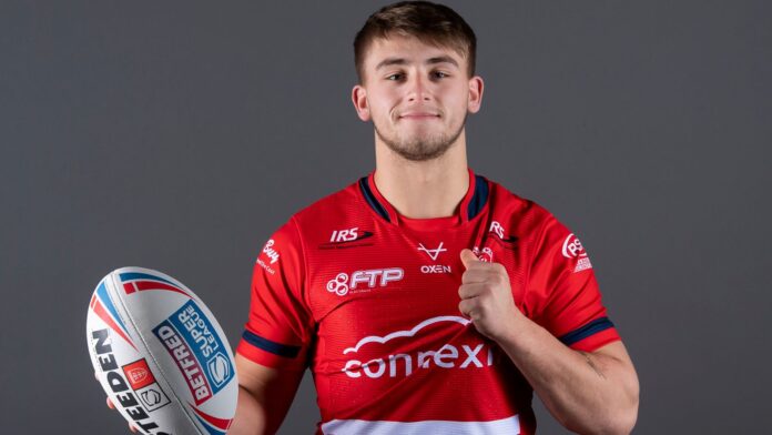 Lewis: Parents convinced me to pursue a rugby league dream

