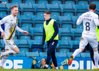 Livingston easy to beat struggling Dundee

