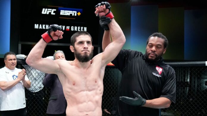 Makhachev enhances title shot display at TKO of Green

