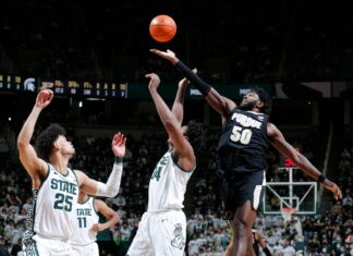 Michigan State collapses with 68-65 win over fourth-place Purdue Michigan State collapses with 68-65 win over fourth-place Purdue