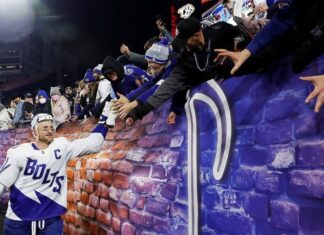 Tampa followers flood Nashville, lightning pressure win Tampa fans flood Nashville, lightning force win