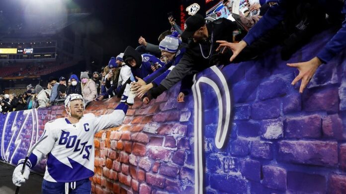 Tampa fans flood Nashville, lightning force win

