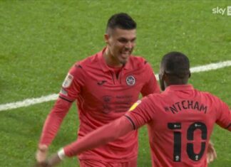 West Brom was bitten by a late Swansea weak point West Brom was bitten by a late Swansea weakness