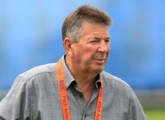 Ex-Australian wicketkeeper Marsh hospitalised with heart attack