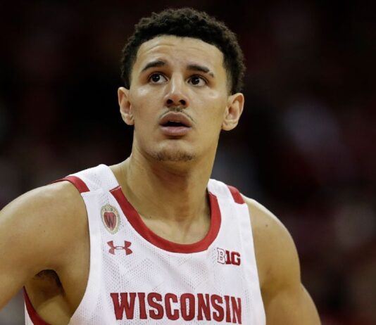'I heard all the noise': How Johnny Davis proved Wisconsin is a school for stars
