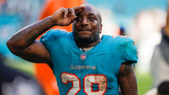 Bills Adding RB Johnson and WR Crowder to Crime

