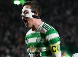 Callum McGregor celebrates Celtic's 2-0 win against St Mirren 
