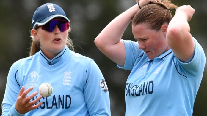 England beat South Africa in preparation for the World Cup

