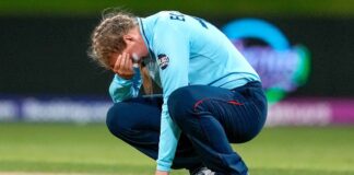 England suffered their third defeat in a row with the Cap star

