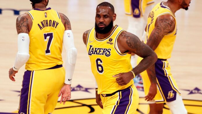 LeBron: Until I'm under 12 feet, I still have a chance

