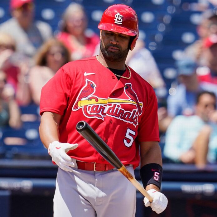 Pujols started with his mind on wife's brain surgery

