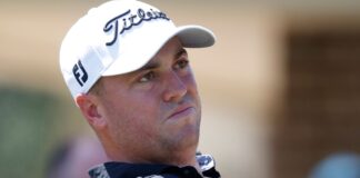 Thomas returned three as Riley was advancing toward Valspar

