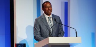 Tiger celebrates the road to HOF in an induction speech

