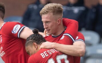 Ross McCrory of Aberdeen celebrated after scoring to make it 2-1