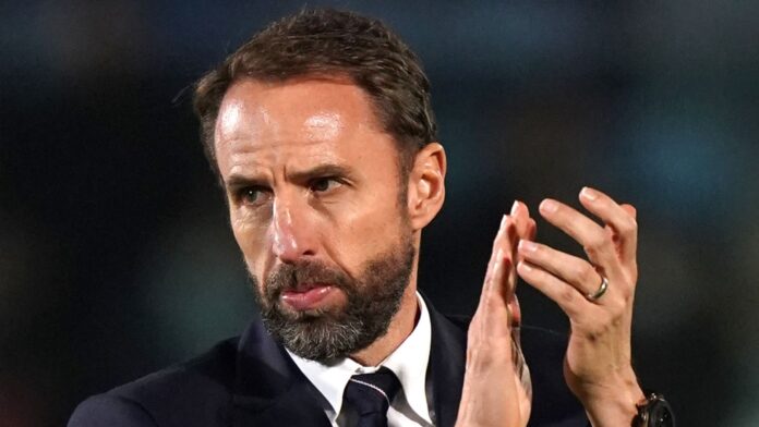 Neville: England wanted to avoid nations


