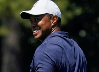  Tiger returns as golf's 'greatest thing' |  "Woods can discuss" in Augusta

