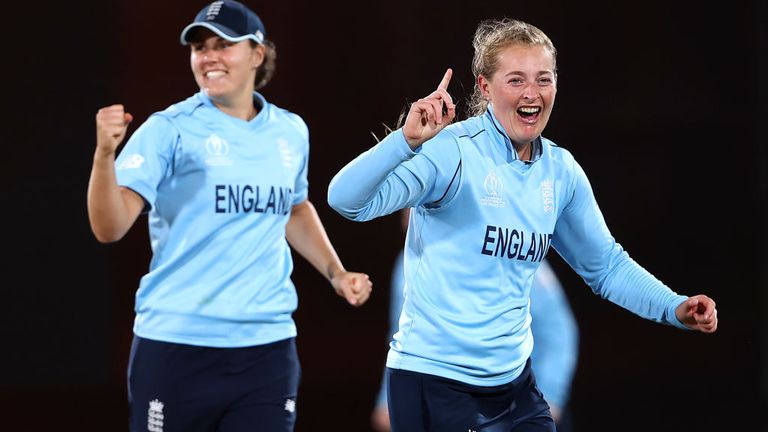 England beat South Africa by 137 kicks to reach the Women's Cricket World Cup Final
