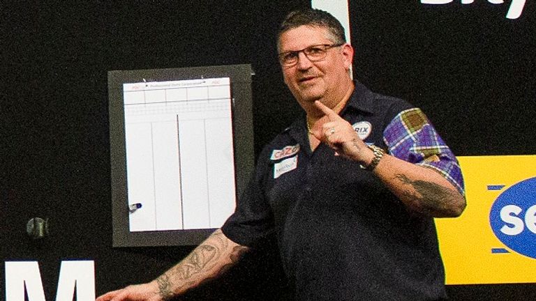 The best events from Night Six in the Premier League darts in Nottingham as Gary Anderson started his campaign