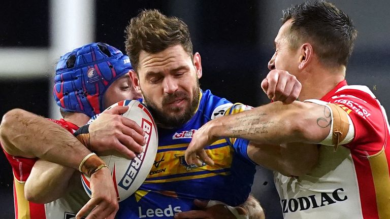Highlights of the Premier League match between Leeds Rhinos and Catalans Dragons