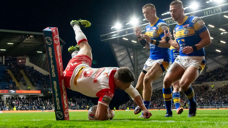 Highlights of the Premier League match between Leeds Rhinos and St Helens. 