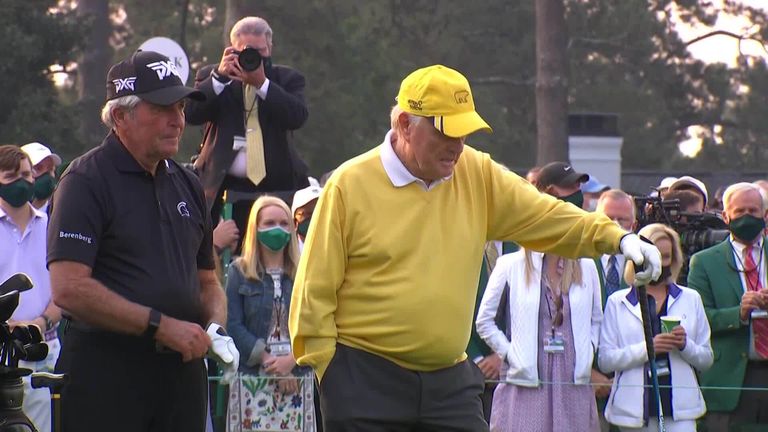 Jack Nicklaus and Gary Player scored the honorary hits ahead of the opening round of the 85th Masters Tournament at Augusta National. 