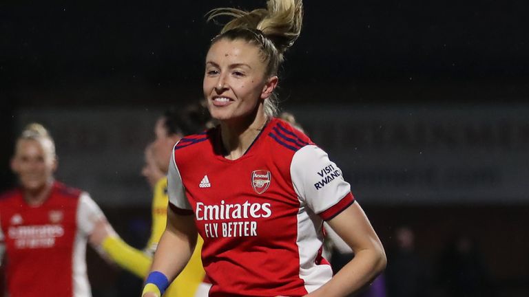 Leah Williamson celebrated after putting Arsenal 3-0 ahead against Reading