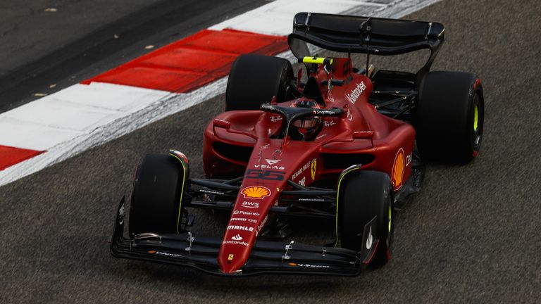 Sainz impressed with Ferrari on day two of Bahrain testing 