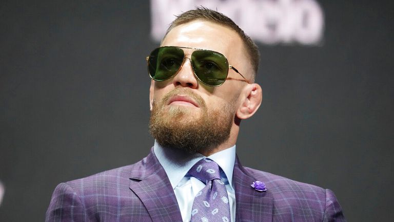Dana White presents Dustin Poirier and Conor McGregor to the press and audience for the first time with fans in attendance at UFC 264 - Poirier vs McGregor 3 - Press Conference at T-Mobile Arena on July 8, 2023 in Las Vegas, Nevada, USA.  (Photo by Louis Grass/PxImages/Icon Sportswire) (Icon Sportswire via AP Images)