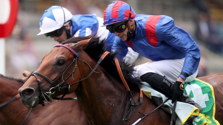 Dubai Honor wins Bet365 Handicap Award at Newmarket in July