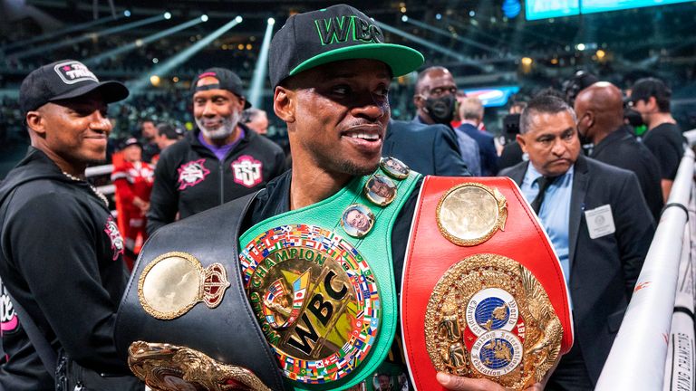 Errol Spence Jr. honors fans after defeating Jordenis Ogas, of Cuba, by technical knockout in a World Welterweight Championship boxing match, Saturday, April 16, 2023, in Arlington, Texas.  (Photo by Associated Press/Jeffrey McWhorter)