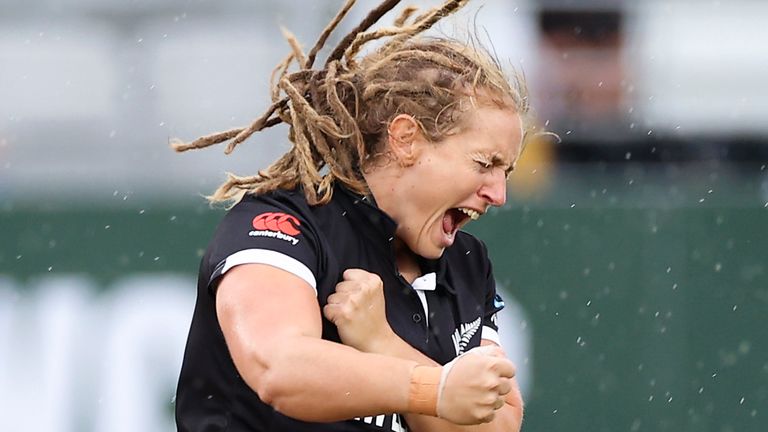 Frances Mackay took four wickets to put the pressure back on England at Eden Park
