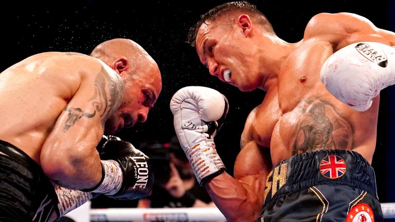 Josh Warrington vs Kiko Martinez