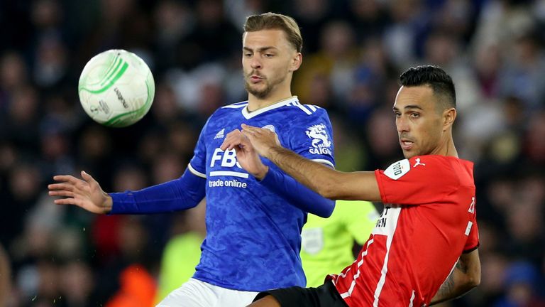 Kiernan Dewsbury-Hall of Leicester City battles Iran Zahavi with PSV Eindhoven