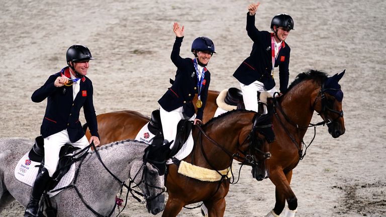 Olympic gold medalist Laura Collette (centre) is brought in to help Hillcrest jump