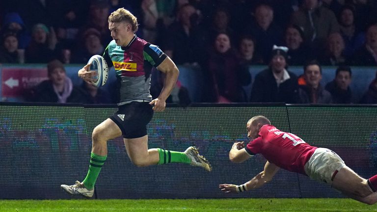 Louis Linage is clearly racing to score for Harlequins