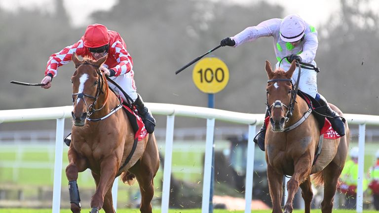 Bead Piper and Davey Russell (left) win the race to join Tote.ie 3-YO Maiden Hurdle from Vauban