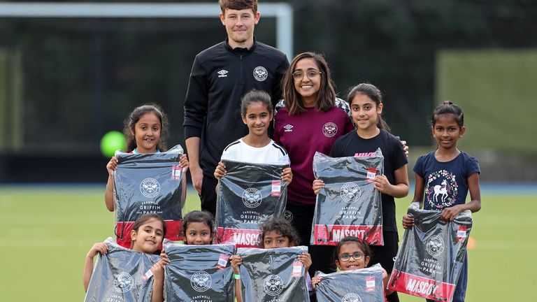 Will Blitting, Brentford Women's Development Team Manager, and Rabia Azam, who coached at the Seeing is Believing event at Gymkhana India.