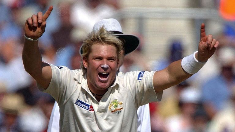 Shane Warren claimed 708 demo wickets, the second highest in history, in a 15-year career 