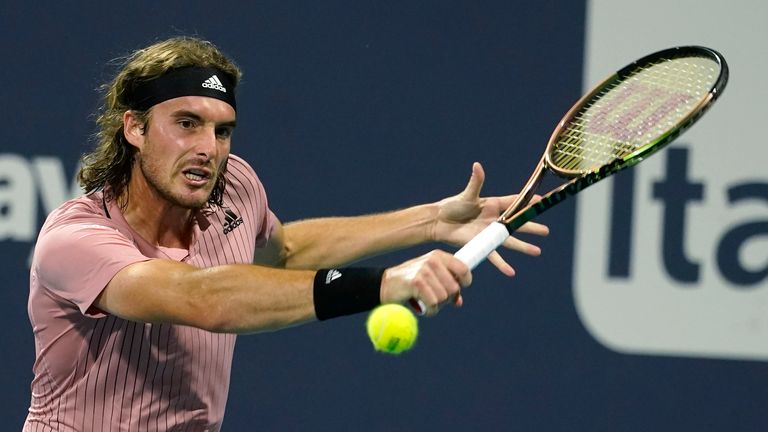 Stefanos Tsitsipas beat Laszlo Djeere to reach the quarter-finals 